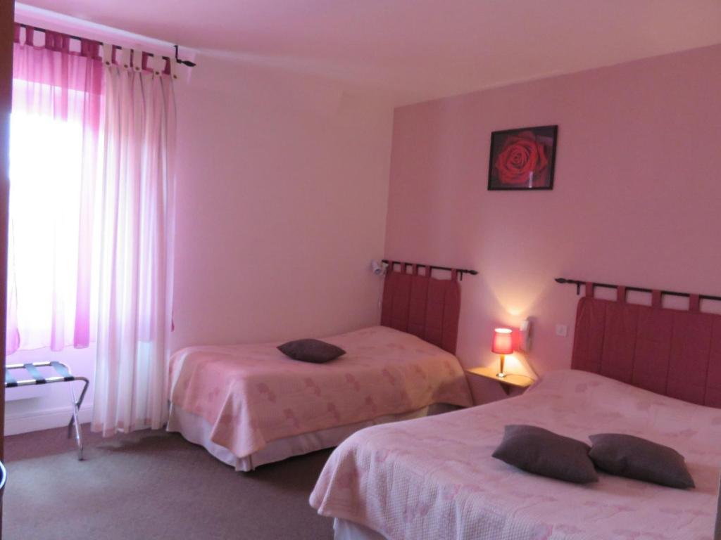 Le Relais Du Pont De Rhodes Frayssinet Room photo